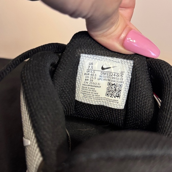 NEW Nike Air Max Impact 4 Basketball Shoes - Picture 13 of 14